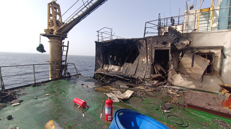 Damage Bridge Deck aft